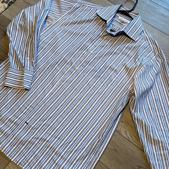 Banana republic striped mens shirt. - Picture 3 of 3